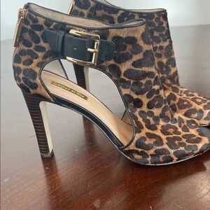 Louise et Cie Leopard Print Peekaboo High Heel Sandals. Real fur/leather. Nice!